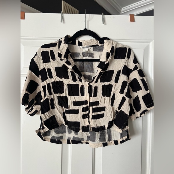 Monki Cropped Boxy Blouse in Black & White Brushstroke Top & Bottom Set - Picture 5 of 7